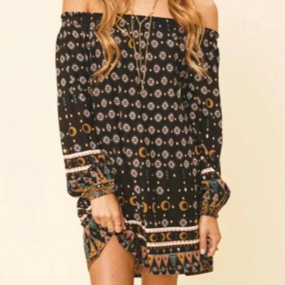 VGUC $136 Cleobella Dresden Off-the-Shoulder Dress with Tribal Print -size XS!